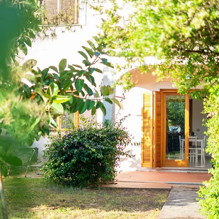 A Pochi Passi Dalla Apartment San Teodoro (Sardinia)