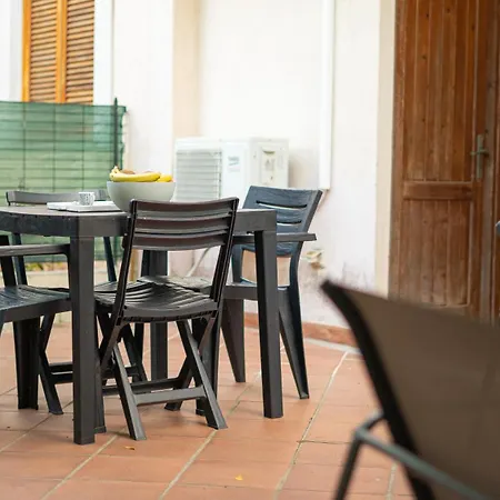 Apartamento A Pochi Passi Dalla San Teodoro (Sardinia)